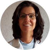 Dra. Adriana Schmidt Perez