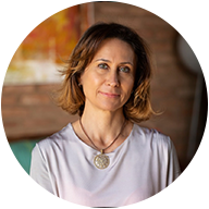 Dra. Jacqueline M. Lopes de Faria